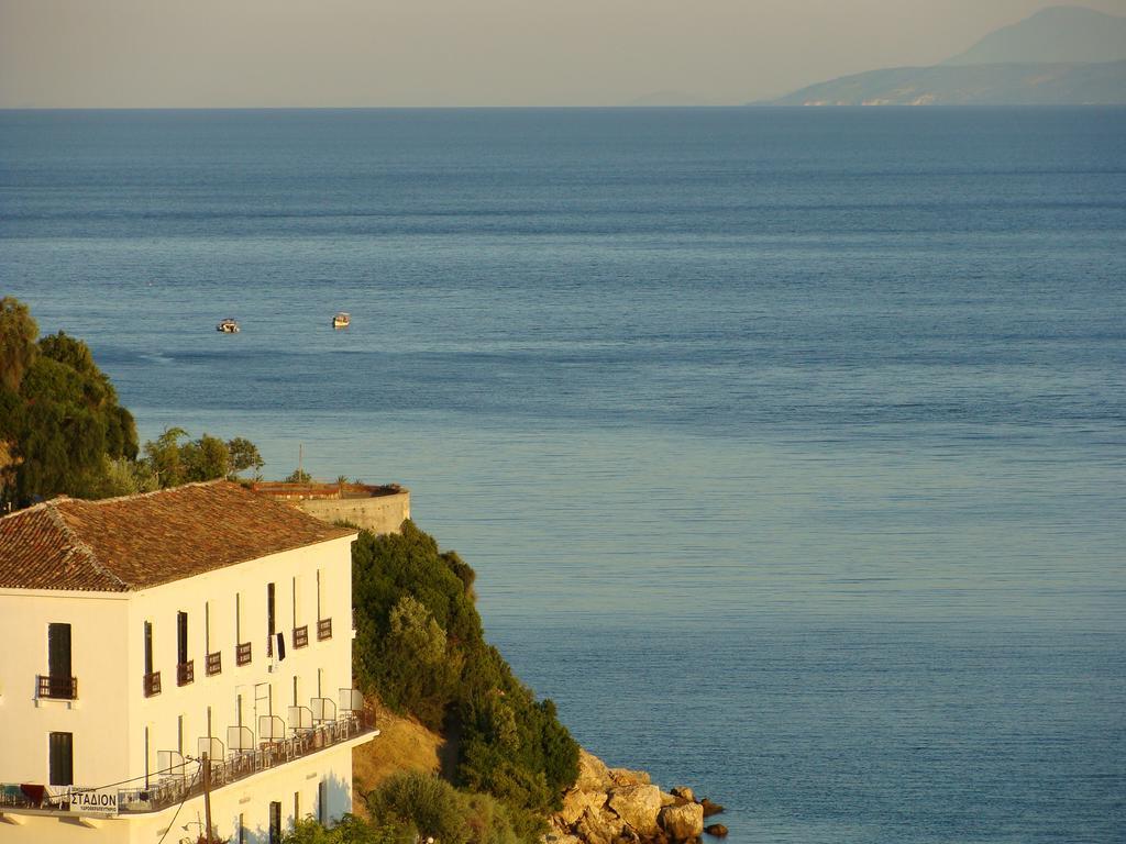 Rodon Hotell Loutrá Edipsoú Eksteriør bilde