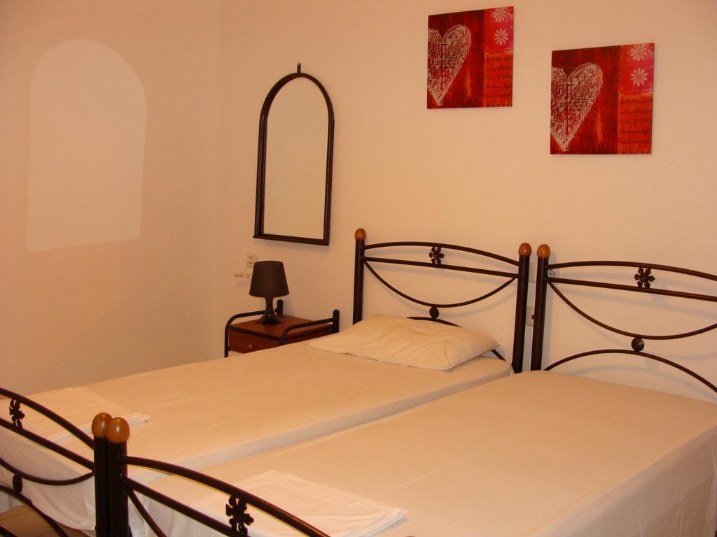 Rodon Hotell Loutrá Edipsoú Eksteriør bilde